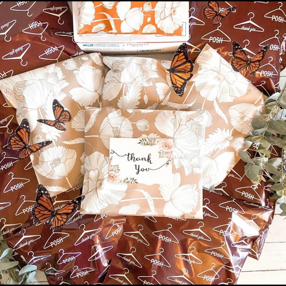 Meet your Seller 🌻 - Picture 13 of 14